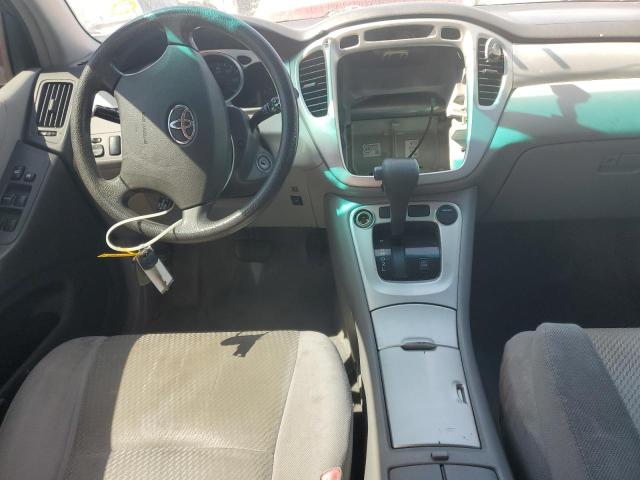 Photo 8 from auction – 2004 TOYOTA HIGHLANDER with VIN JTEGD21A640080945