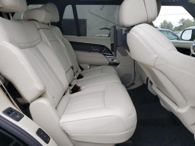 Photo 11 from auction – 2024 LAND ROVER RANGE ROVE with VIN SALKPBE96RA203739