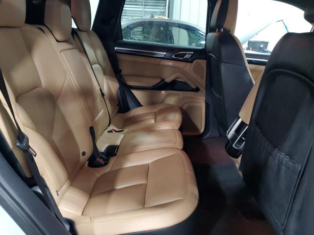 Photo 11 from auction – 2016 PORSCHE CAYENNE with VIN WP1AA2A26GKA15452