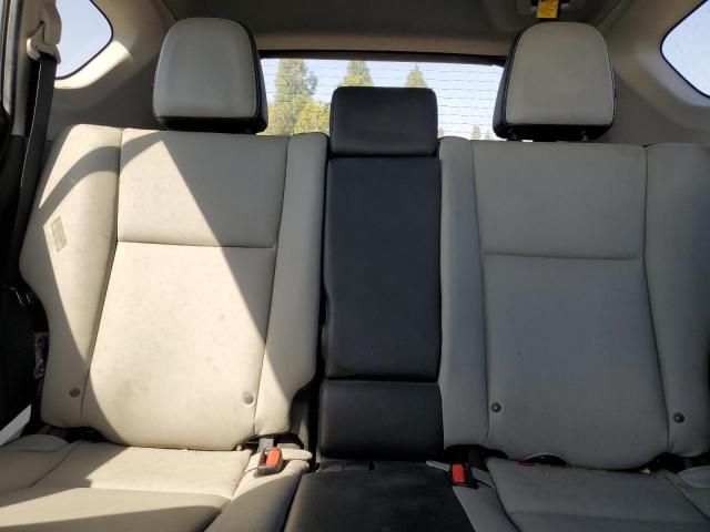 Photo 10 from auction – 2017 TOYOTA RAV4 LIMIT with VIN 2T3YFREV4HW359465