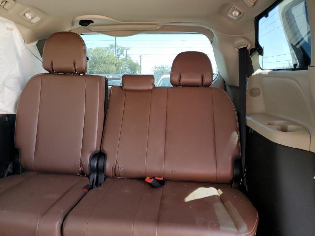 Photo 10 from auction – 2016 TOYOTA SIENNA XLE with VIN 5TDYK3DC8GS761689