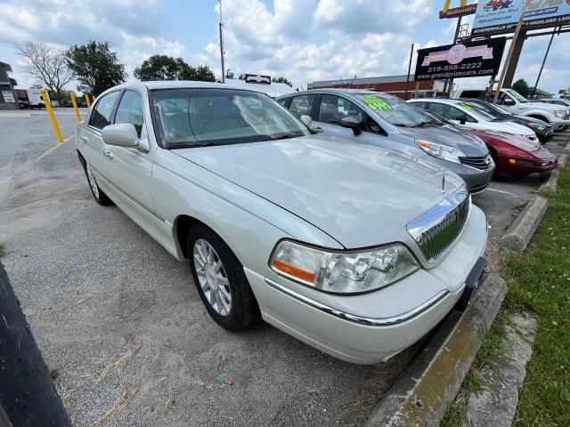 Photo 1 from auction – 2007 LINCOLN TOWN CAR S with VIN 1LNHM81V57Y613643