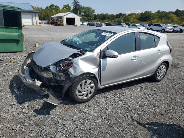 TOYOTA PRIUS C 2015 with VIN JTDKDTB32F1088820 - Photo from auction