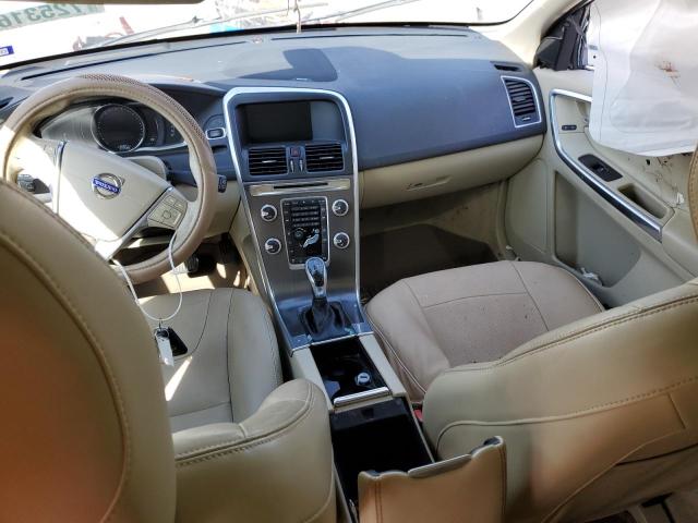 Photo 8 from auction – 2016 VOLVO XC60 T6 PL with VIN YV4902RM0G2808675