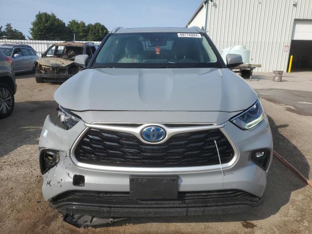 Photo 5 from auction – 2022 TOYOTA HIGHLANDER with VIN 5TDABRCH7NS549025