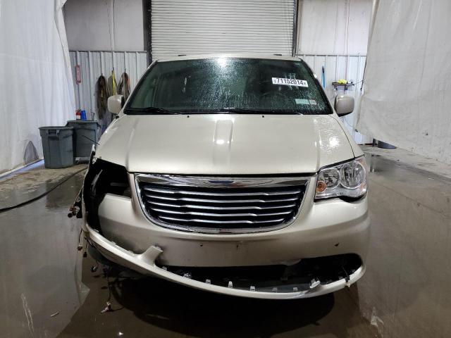 Photo 5 from auction – 2014 CHRYSLER TOWN & COU with VIN 2C4RC1BG8ER255054