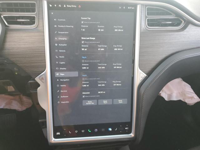 Photo 9 from auction – 2016 TESLA MODEL X with VIN 5YJXCAE21GF003944