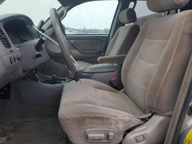 Photo 7 from auction – 2004 TOYOTA SEQUOIA SR with VIN 5TDBT44A44S208864