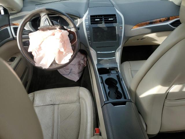 Photo 8 from auction – 2016 LINCOLN MKZ with VIN 3LN6L2G92GR600722