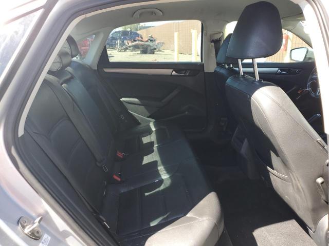 Photo 10 from auction – 2015 VOLKSWAGEN PASSAT S with VIN 1VWAT7A37FC121996
