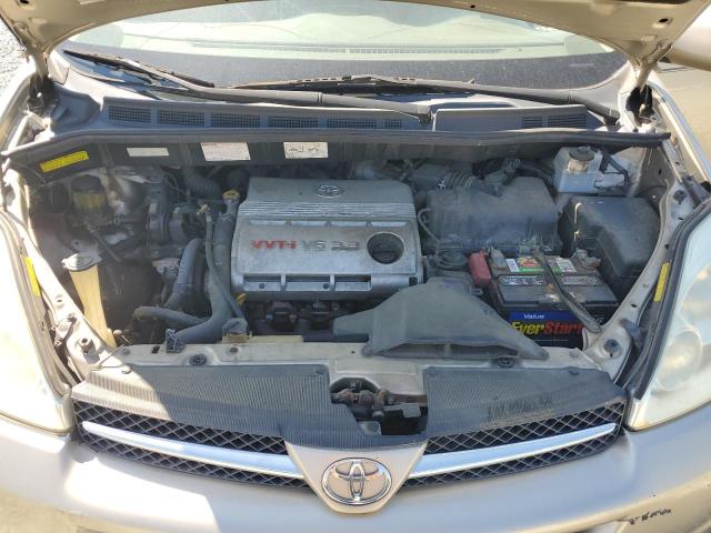 Photo 12 from auction – 2004 TOYOTA SIENNA XLE with VIN 5TDBA22C44S008470