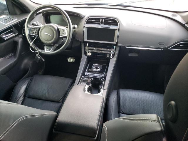 Photo 8 from auction – 2017 JAGUAR F-PACE R - with VIN SADCL2BV9HA075976