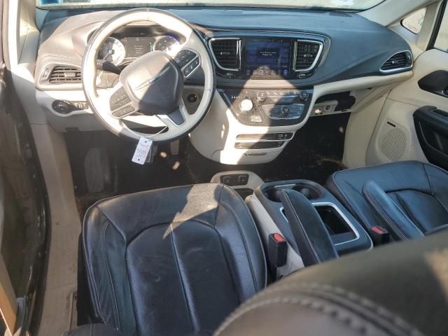 Photo 8 from auction – 2017 CHRYSLER PACIFICA L with VIN 2C4RC1GG9HR804581