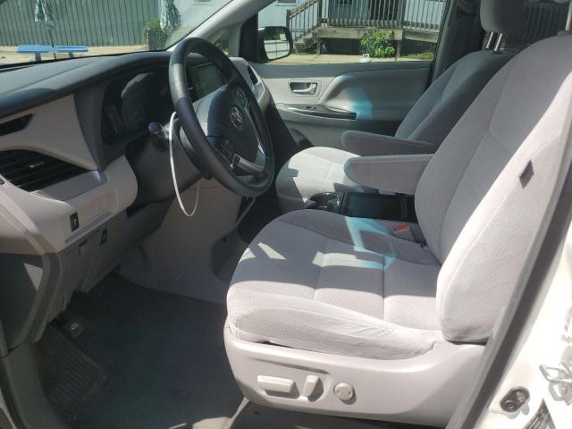 Photo 7 from auction – 2015 TOYOTA SIENNA LE with VIN 5TDKK3DC0FS657704