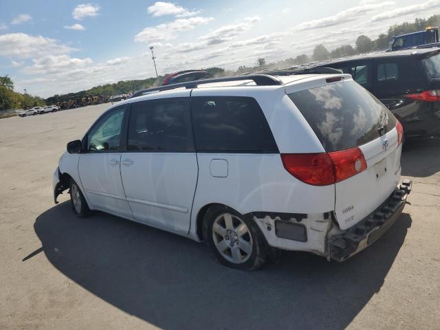Photo 2 from auction – 2010 TOYOTA SIENNA CE with VIN 5TDKK4CC3AS318161