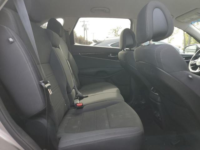 Photo 11 from auction – 2016 KIA SORENTO LX with VIN 5XYPGDA38GG045265