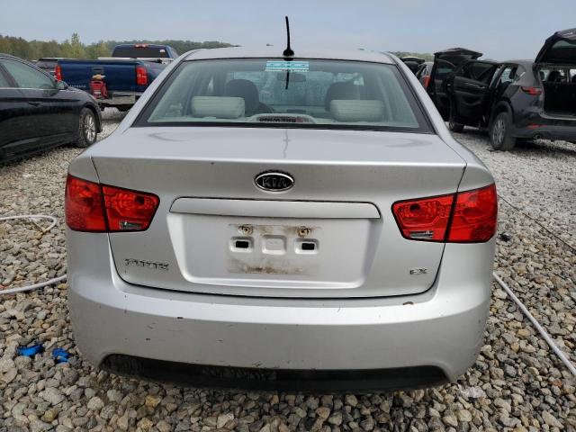Zdjęcie 6 z aukcji – 2010 KIA FORTE EX z VIN KNAFU4A29A5837708