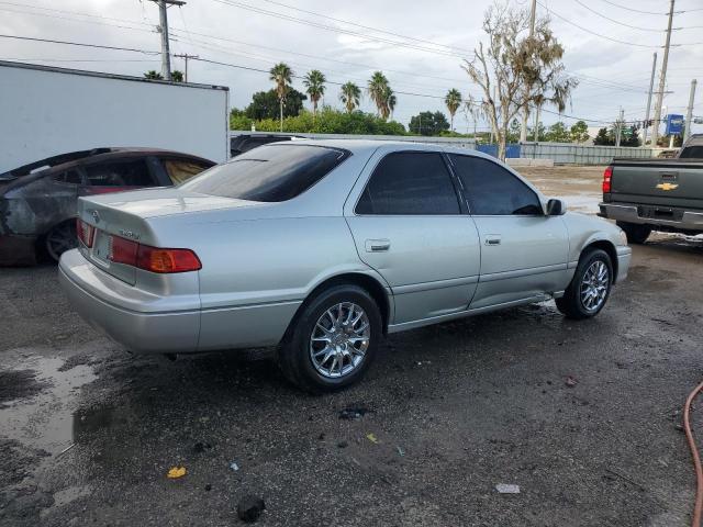 Photo 3 from auction – 2000 TOYOTA CAMRY CE with VIN JT2BG22KXY0407780