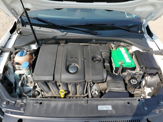 Photo 11 from auction – 2014 VOLKSWAGEN PASSAT S with VIN 1VWAP7A3XEC009633