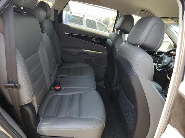 Photo 11 from auction – 2016 KIA SORENTO EX with VIN 5XYPH4A15GG029424