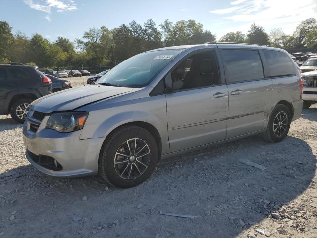 DODGE GRAND CARA 2017 with VIN 2C4RDGEG5HR858317 - Photo from auction