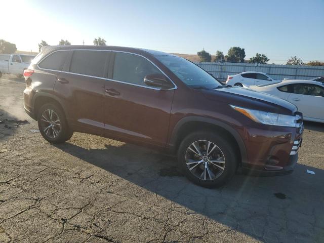 Photo 4 from auction – 2018 TOYOTA HIGHLANDER with VIN 5TDZZRFH9JS256540