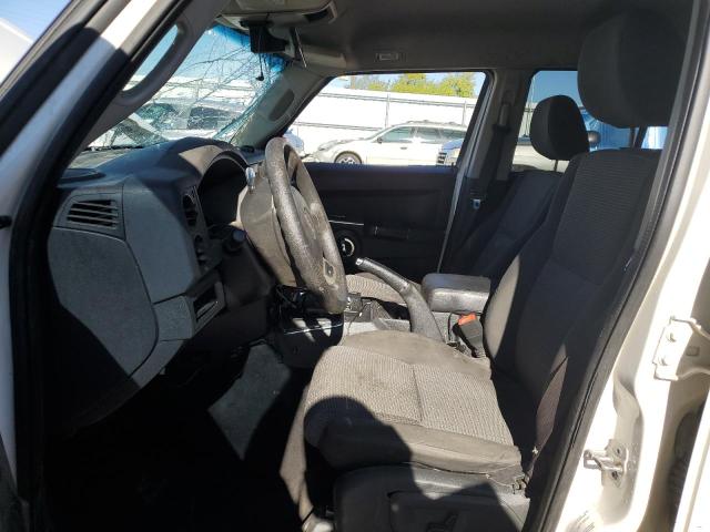 Photo 7 from auction – 2010 JEEP COMMANDER with VIN 1J4RG4GK7AC132782