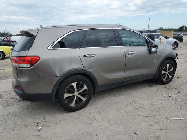 Photo 3 from auction – 2017 KIA SORENTO EX with VIN 5XYPH4A54HG204654