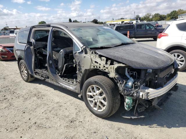 Photo 4 from auction – 2020 CHRYSLER VOYAGER LX with VIN 2C4RC1DG4LR258592