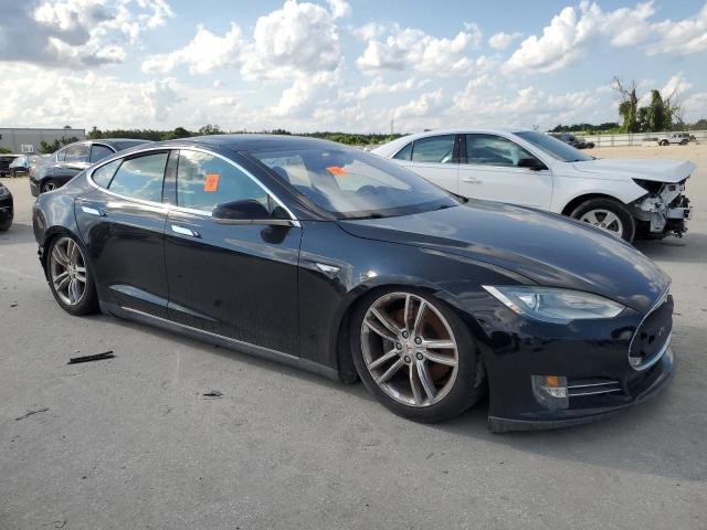 Photo 4 from auction – 2013 TESLA MODEL S with VIN 5YJSA1AG3DFP08290