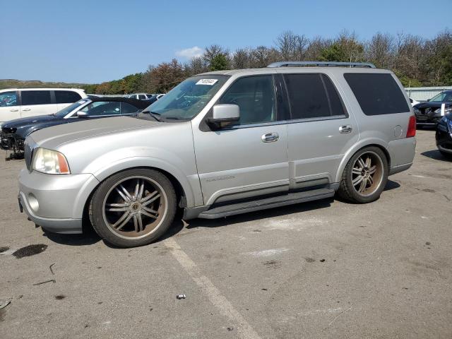 Photo 1 from auction – 2004 LINCOLN NAVIGATOR with VIN 5LMFU27R44LJ26910