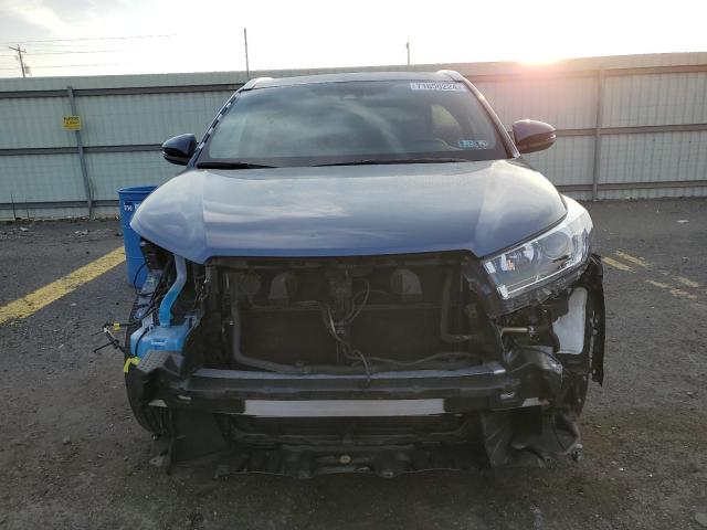 Photo 5 from auction – 2017 TOYOTA HIGHLANDER with VIN 5TDDGRFH1HS032351