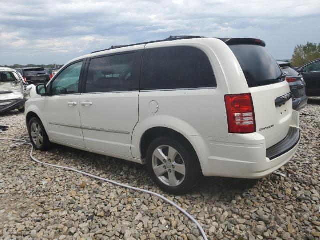 Photo 2 from auction – 2010 CHRYSLER TOWN & COU with VIN 2A4RR5D11AR217880