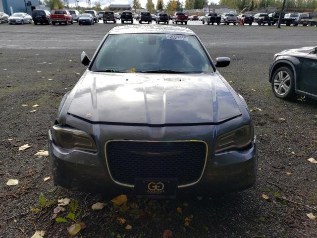 Photo 5 from auction – 2017 CHRYSLER 300 LIMITE with VIN 2C3CCARGXHH527050