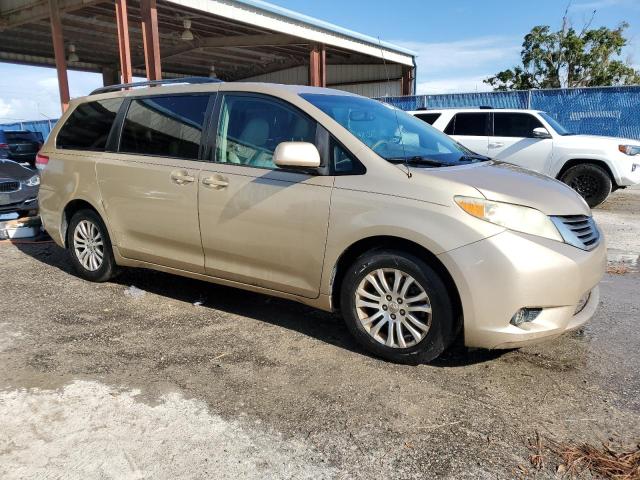Photo 4 from auction – 2011 TOYOTA SIENNA XLE with VIN 5TDYK3DC8BS108854