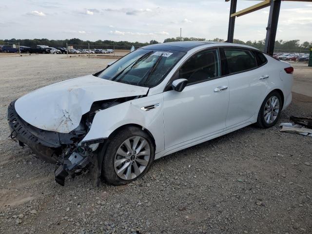 KIA OPTIMA EX 2018 with VIN 5XXGU4L30JG227933 - Photo from auction