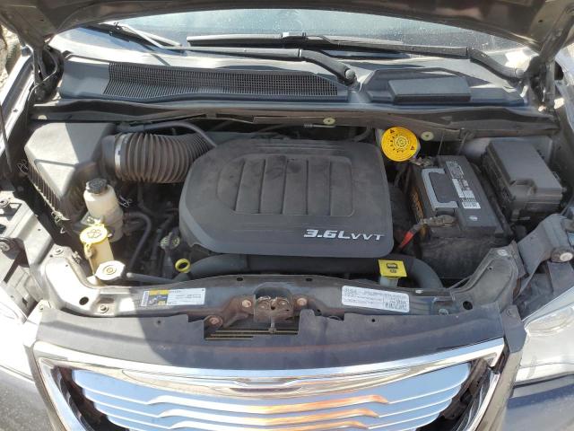 Photo 12 from auction – 2016 CHRYSLER TOWN & COU with VIN 2C4RC1BG8GR268387