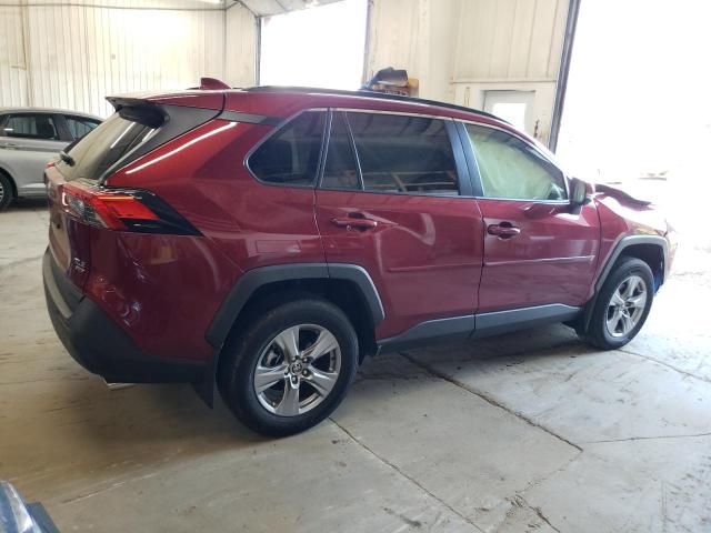 Photo 3 from auction – 2022 TOYOTA RAV4 XLE with VIN JTMP1RFVXND086601