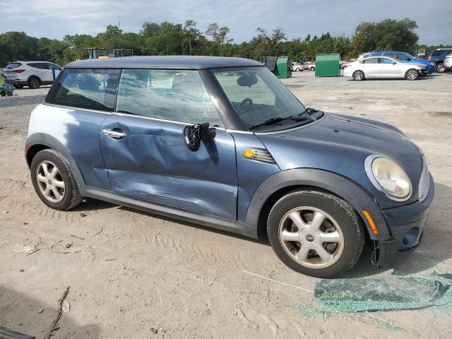 Photo 4 from auction – 2009 MINI COOPER with VIN WMWMF33539TW78307