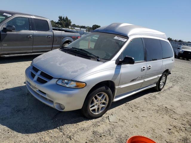 DODGE GRAND CARA 2000 z numerem VIN 1B4GP44R2YB562215 - Zdjęcie z aukcji