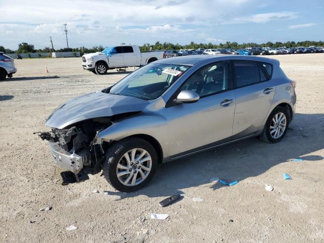 MAZDA 3 I 2013 with VIN JM1BL1M76D1777506 - Photo from auction