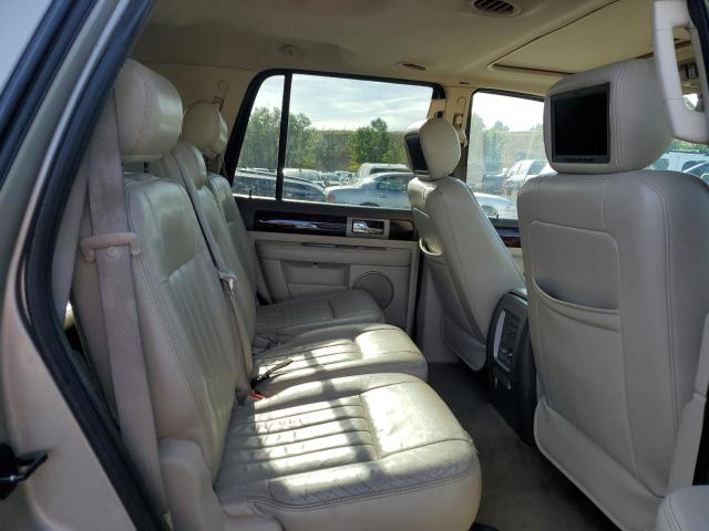 Photo 11 from auction – 2004 LINCOLN NAVIGATOR with VIN 5LMFU28R44LJ35492