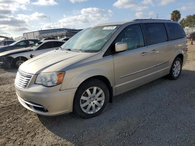 CHRYSLER TOWN & COU 2013 with VIN 2C4RC1BG5DR621292 - Photo from auction