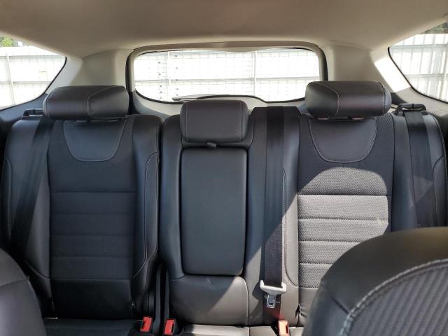 Photo 10 from auction – 2016 FORD ESCAPE SE with VIN 1FMCU9GX3GUB03033