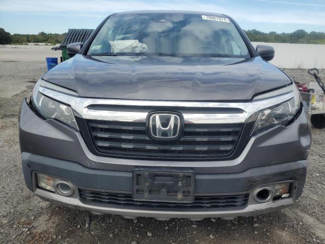 Photo 5 from auction – 2017 HONDA RIDGELINE with VIN 5FPYK3F74HB017794