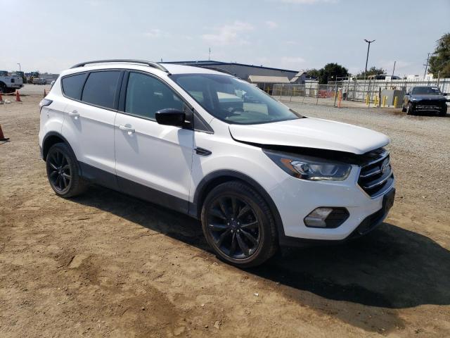 Photo 4 from auction – 2018 FORD ESCAPE SE with VIN 1FMCU0GD3JUB27809