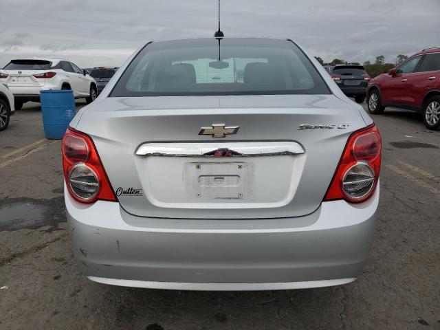 Photo 6 from auction – 2015 CHEVROLET SONIC LT with VIN 1G1JC5SG4F4115956