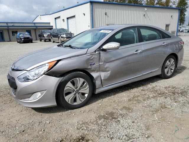 HYUNDAI SONATA HYB 2014 with VIN KMHEC4A44EA102663 - Photo from auction