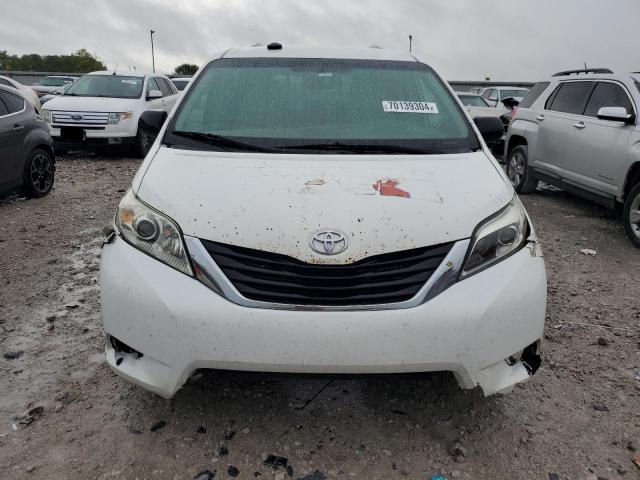 Photo 5 from auction – 2015 TOYOTA SIENNA LE with VIN 5TDKK3DC4FS584854