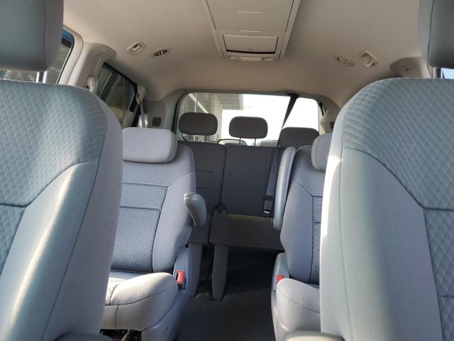 Photo 10 from auction – 2010 CHRYSLER TOWN & COU with VIN 2A4RR5DX9AR472622